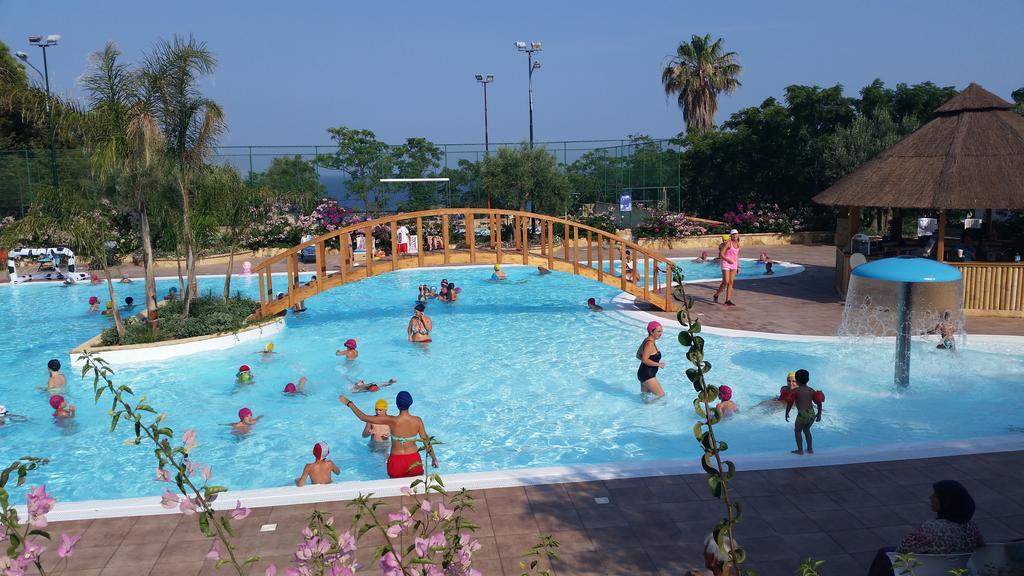 Villaggio Marinella Direttamente Sul Mare Isola Di Capo Rizzuto Eksteriør bilde